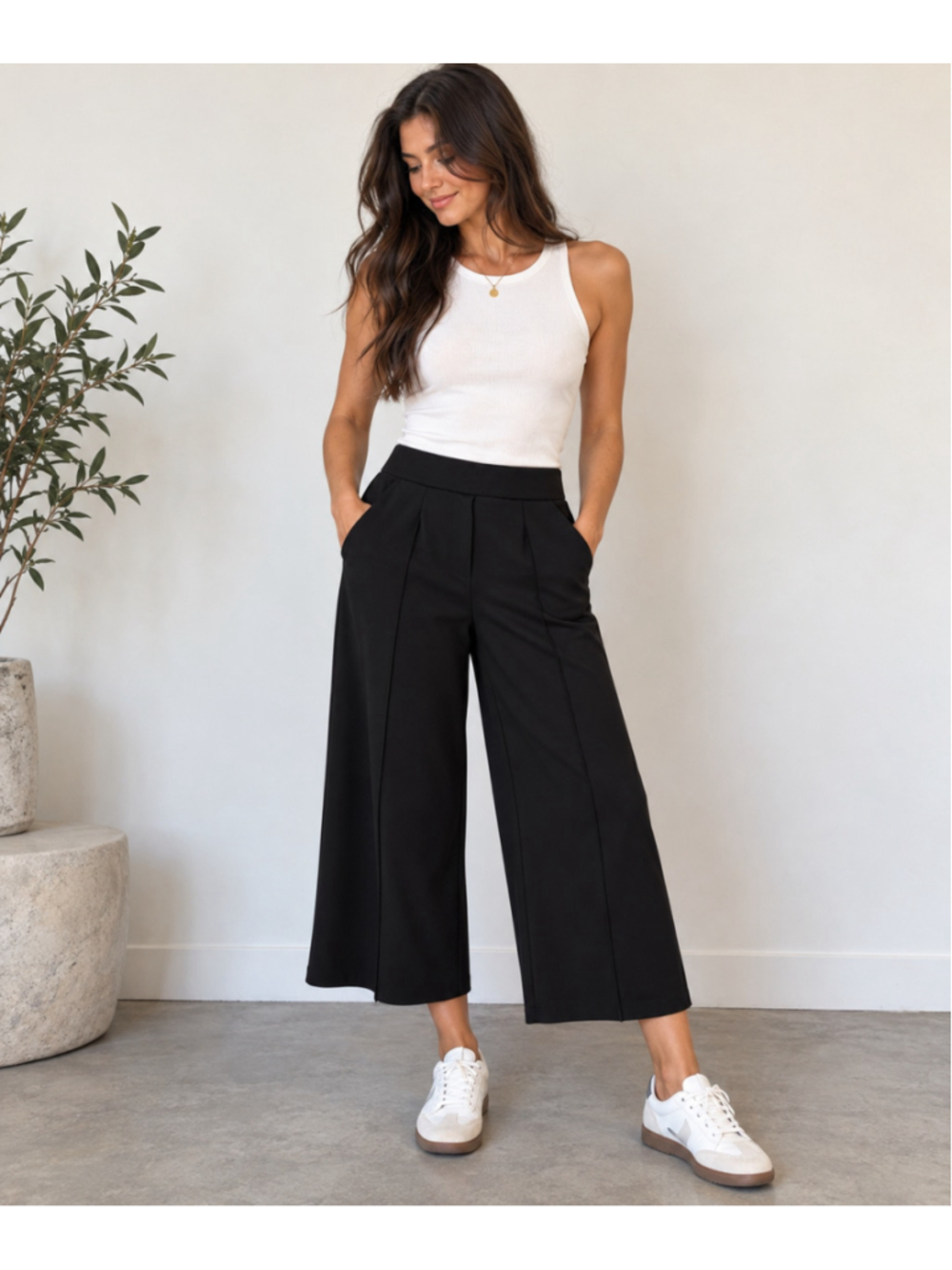 Saint + Sofia Keller Crop Pants Culottes US 4 Black Wide Leg Ponte Pull On